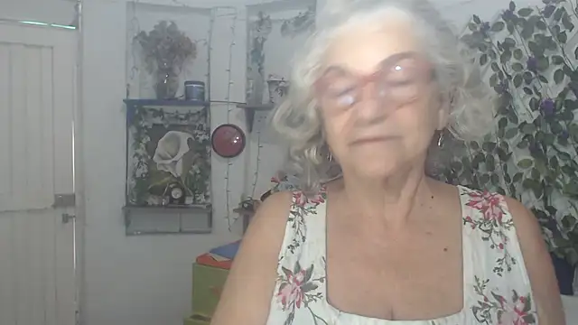 FunnyGrandma online show from 02.06.26