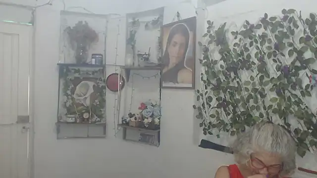 FunnyGrandma online show from 02.15.26