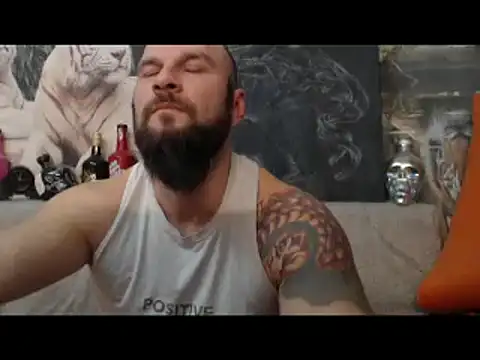 Snapshot of viking_30 chatting on 01.25.25 viking 30 online show from 01.25.25