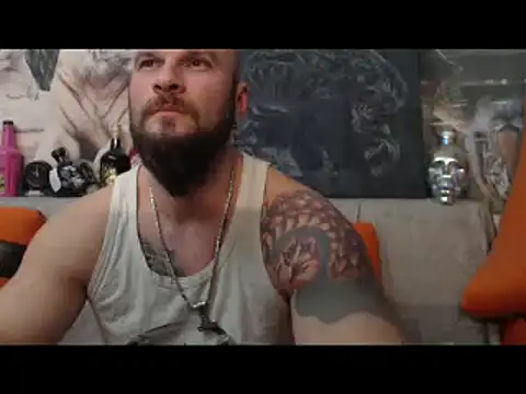 Snapshot of viking_30 chatting on 02.11.25 viking 30 online show from 02.11.25