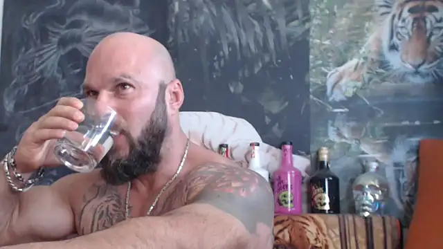 Snapshot of viking_30 chatting on 09.09.25 viking 30 online show from 09.09.25