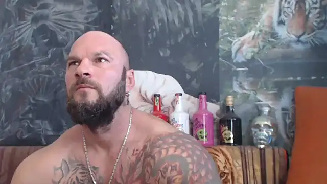 Snapshot of viking_30 chatting on 09.22.25 viking 30 online show from 09.22.25