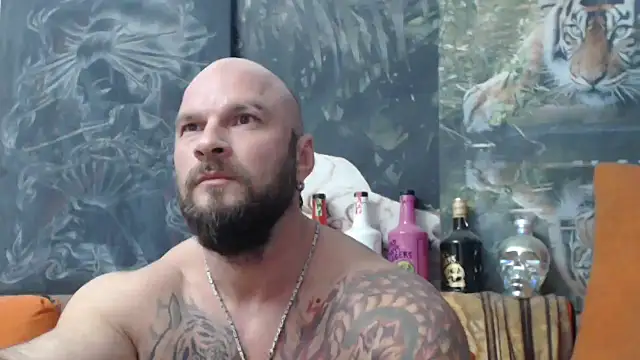 Snapshot of viking_30 chatting on 10.11.25 viking 30 online show from 10.11.25