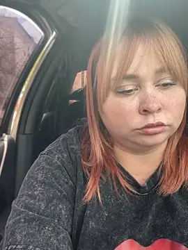 Model9798 online show from 04.18.26