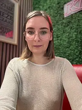 The Snowwhitee online show from 12.20.24