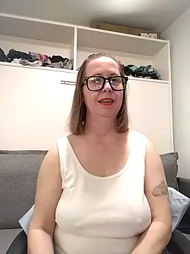 SweetandNaughty1 online show from 02.04.26