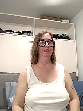 SweetandNaughty1 online show from 02.05.26