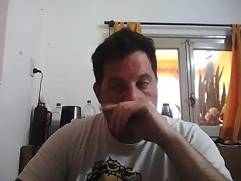 Snapshot of Reload_033 chatting on 04.29.26 Reload 033 online show from 04.29.26