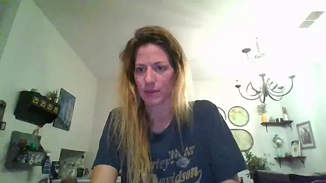 Rhodesxox online show from 10.19.25
