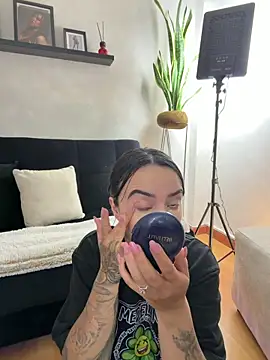 EmmyEvans1 online show from 03.14.26