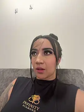 EmmyEvans1 online show from 03.29.26