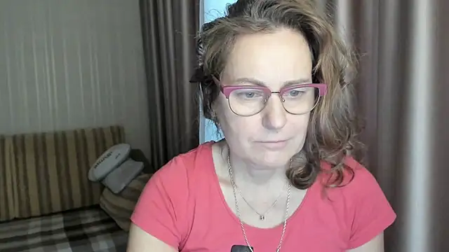 lauraoven online show from 01.12.25