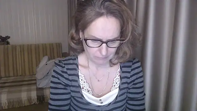 lauraoven online show from 02.13.25