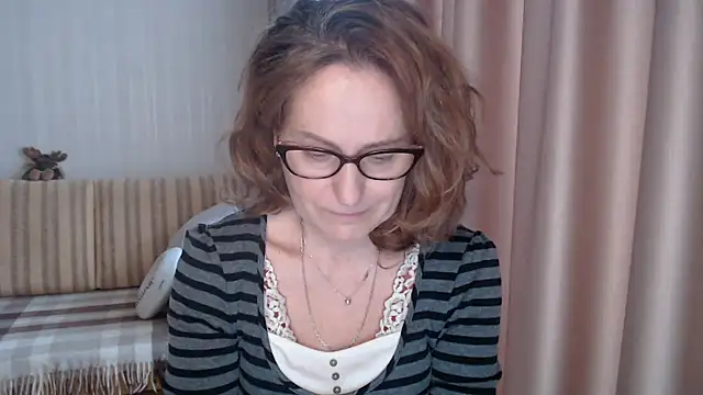 lauraoven online show from 02.14.25