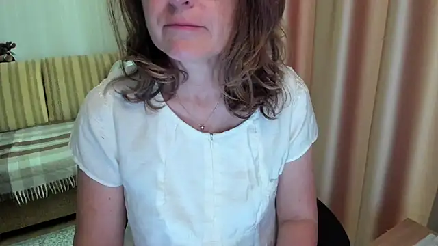 lauraoven online show from 06.22.26