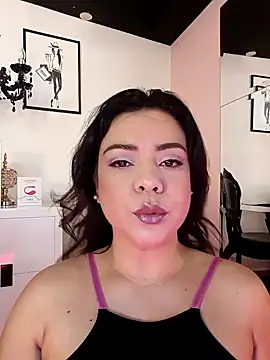 Sofiia W26 online show from 02.20.25