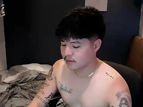 Snapshot of ASIANken911 chatting on 02.19.26 ASIANken911 online show from 02.19.26