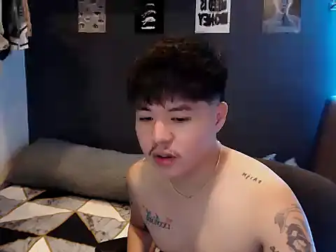 Snapshot of ASIANken911 chatting on 04.02.26 ASIANken911 online show from 04.02.26