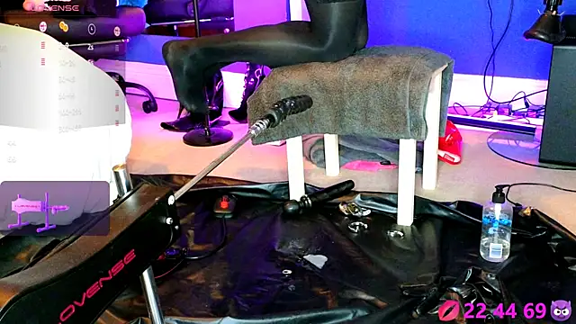 Kinky JXD online show from 02.22.25