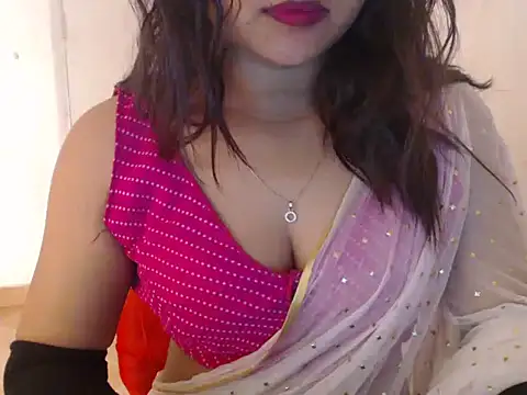 Snapshot of Open_Heart_Lennon chatting on 03.17.25 Open Heart Lennon online show from 03.17.25