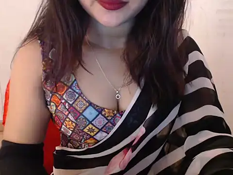 Snapshot of Open_Heart_Lennon chatting on 03.21.25 Open Heart Lennon online show from 03.21.25