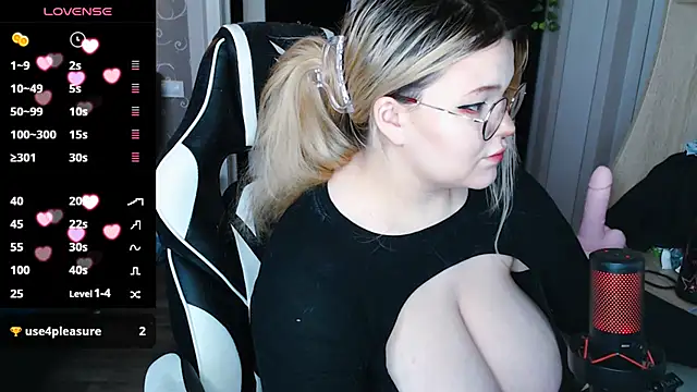 Mini Mo online show from 02.21.25