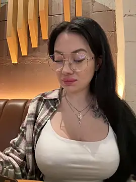 Wet  Bunny online show from 09.20.25