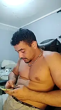 Snapshot of Fadinha-e-Raro chatting on 02.26.25 Fadinha-e-Raro online show from 02.26.25