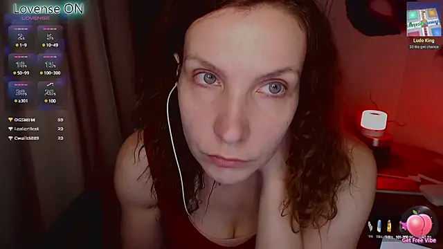 Snapshot of JohansonKatie chatting on 03.03.25 JohansonKatie online show from 03.03.25