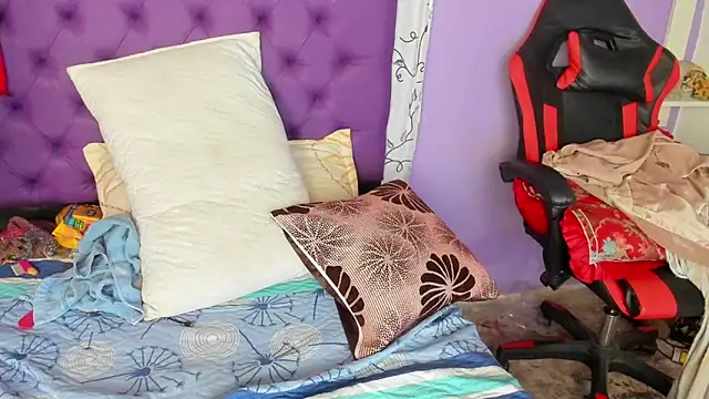 Snapshot of Margoth_clain chatting on 11.08.25 Margoth clain online show from 11.08.25