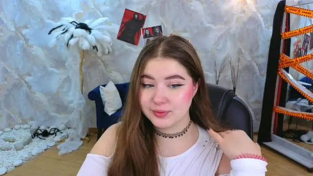 Snapshot of NicoleFoxery chatting on 11.01.25 NicoleFoxery online show from 11.01.25