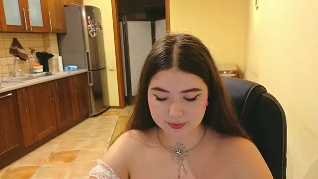 Snapshot of NicoleFoxery chatting on 11.26.25 NicoleFoxery online show from 11.26.25