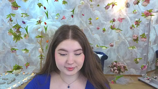 NicoleFoxery online show from 04.06.26