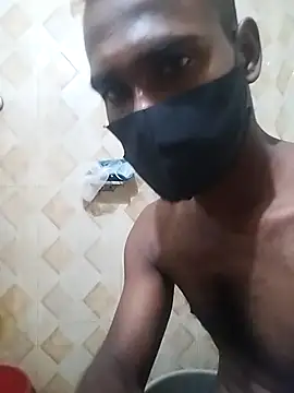 Snapshot of naxus@xh chatting on 10.17.25 naxusxh online show from 10.17.25