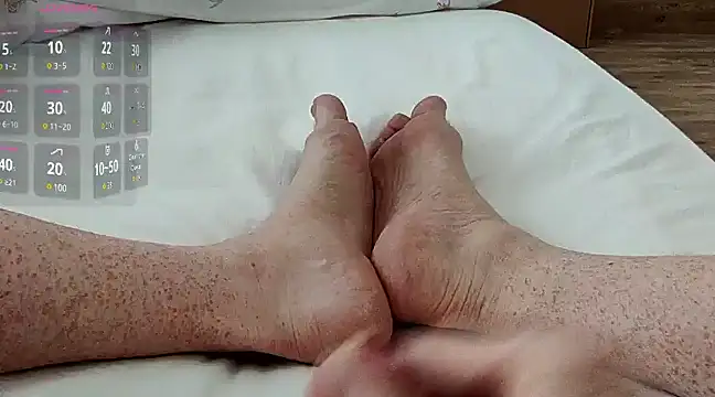 Snapshot of theSecretBallerino chatting on 01.17.25 theSecretBallerino online show from 01.17.25