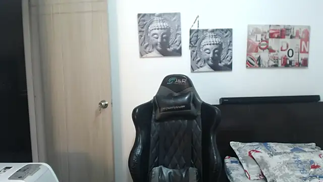 Snapshot of samuelgarcia_ chatting on 01.03.25 samuelgarcia online show from 01.03.25