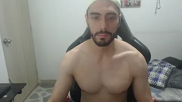 Snapshot of samuelgarcia_ chatting on 10.26.25 samuelgarcia online show from 10.26.25