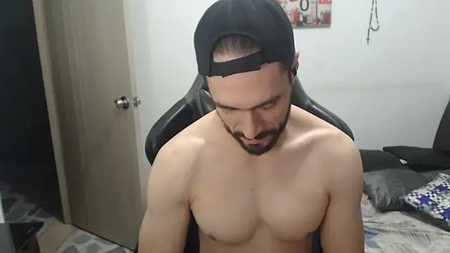 Snapshot of samuelgarcia_ chatting on 11.11.25 samuelgarcia online show from 11.11.25