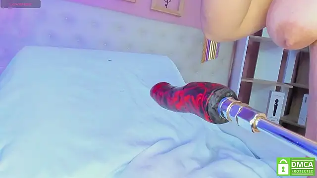 leylla  online show from 03.19.26