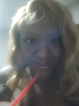 Snapshot of 6lue6a6y69 chatting on 01.01.25 6lue6a6y69 online show from 01.01.25