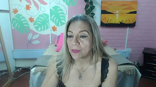 Snapshot of ZAMANTHA chatting on 02.16.26 ZAMANTHA online show from 02.16.26