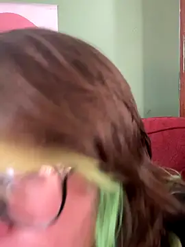 Snapshot of Bubblesgotcakee chatting on 09.09.25 Bubblesgotcakee online show from 09.09.25