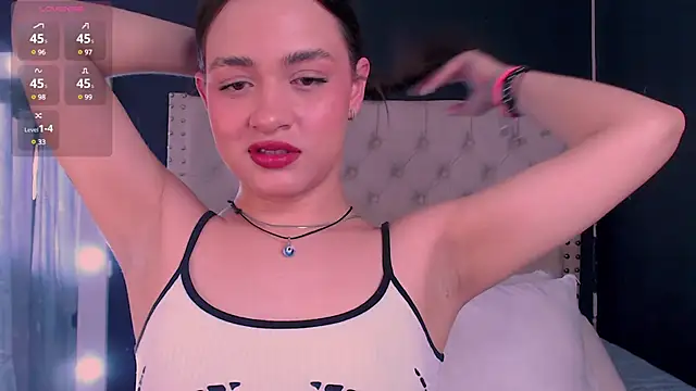 Snapshot of valen_thompson chatting on 01.13.25 valen thompson online show from 01.13.25