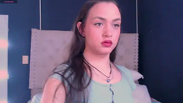 Snapshot of valen_thompson chatting on 02.06.25 valen thompson online show from 02.06.25