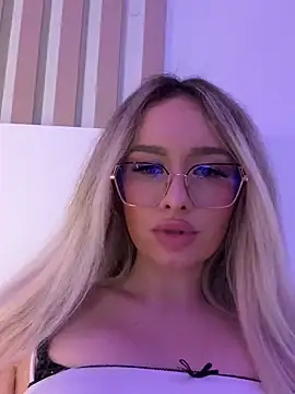 mollyxxx online show from 02.14.25