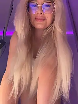 mollyxxx online show from 10.11.25