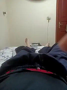 Snapshot of kalebGostoso chatting on 10.22.25 kalebGostoso online show from 10.22.25