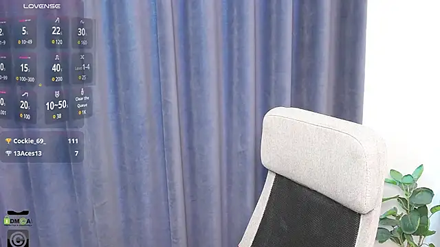 KellyKleine online show from 03.19.25