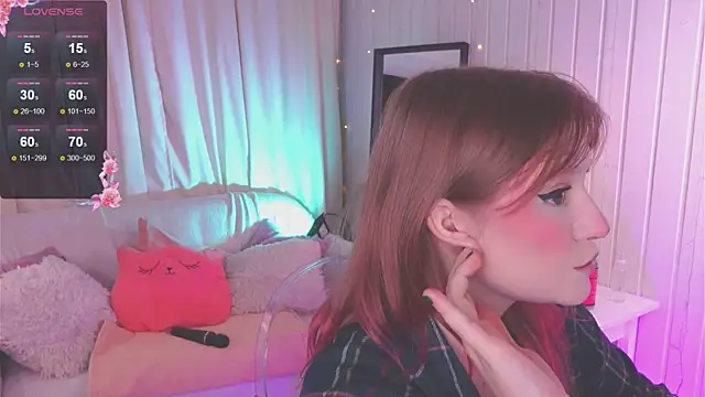 Snapshot of Crazy_Wine chatting on 02.05.26 Crazy Wine online show from 02.05.26