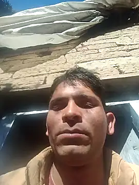 Snapshot of SunnyleoneBG chatting on 12.16.24 SunnyleoneBG online show from 12.16.24